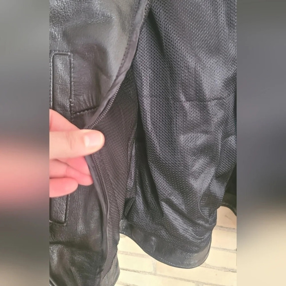 Motorcycle Jacket - Picture 9 of 11